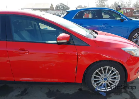 2014 Ford Focus Se из США, поврежденный, VIN 1FADP3F28EL393944